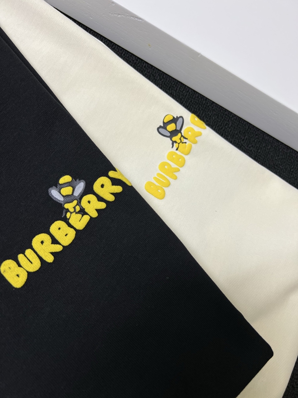 ブランドTシャツ全体デザイン